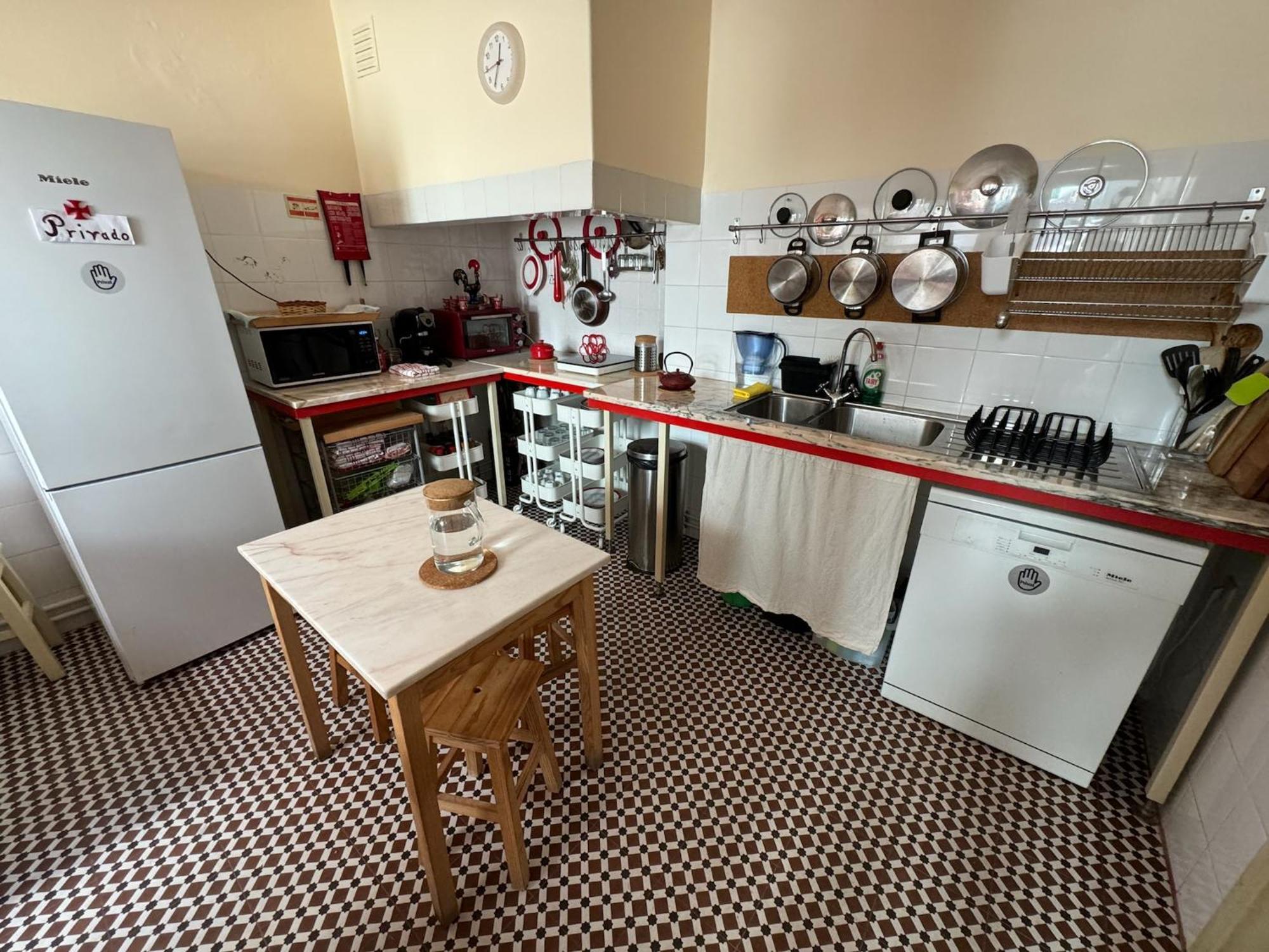 Residencial Avenida Hostel Томар Екстериор снимка