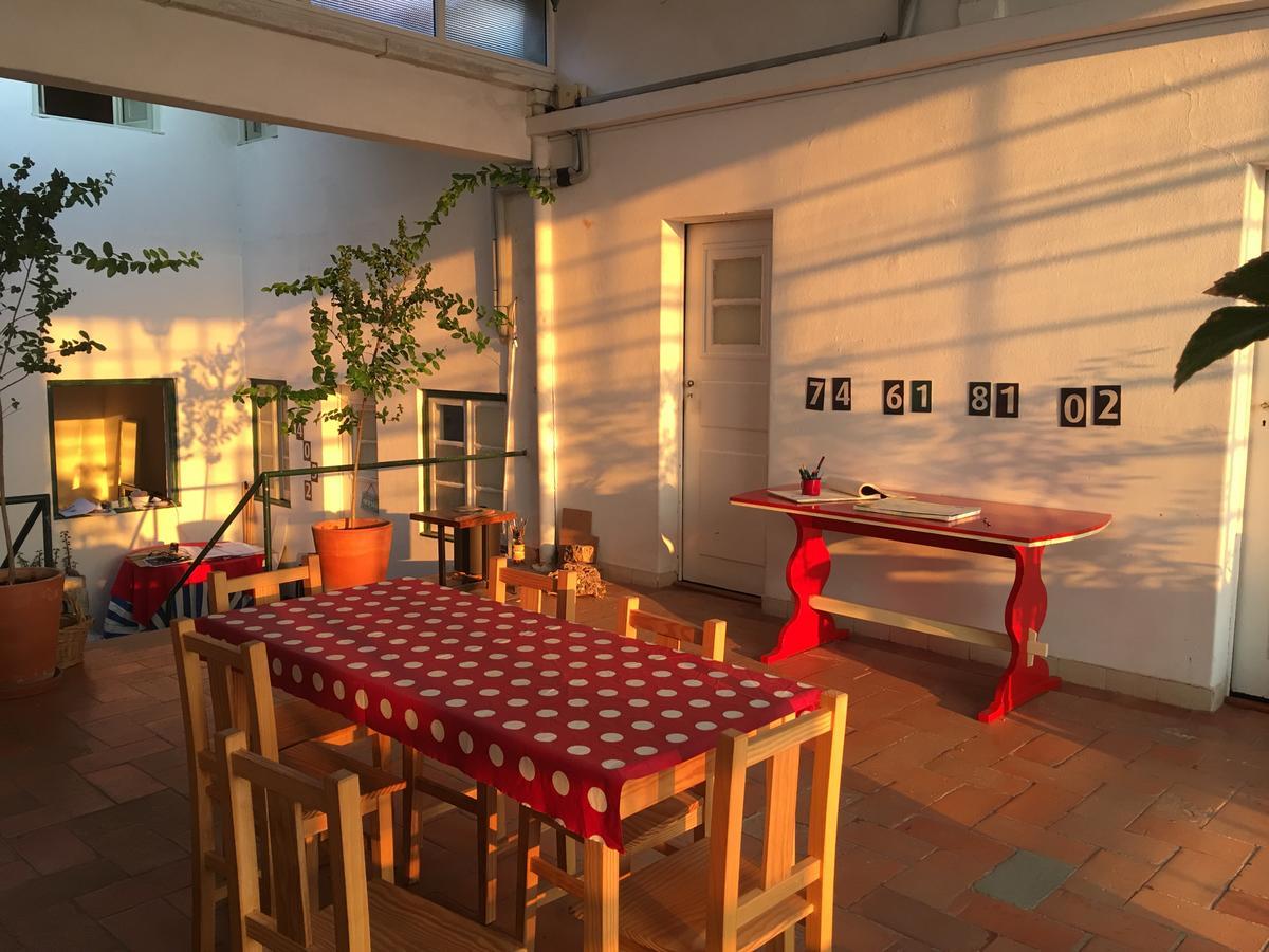 Residencial Avenida Hostel Томар Екстериор снимка